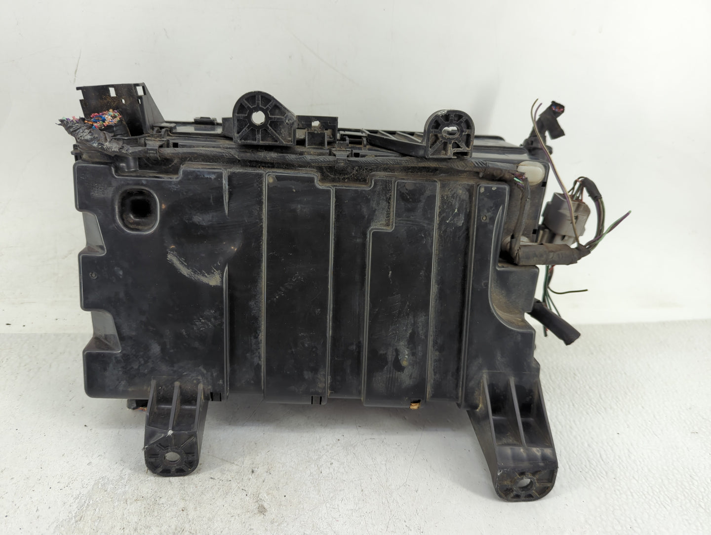 2011-2014 Hyundai Sonata Fusebox Fuse Box Panel Relay Module Fits Fits 2011 2012 2013 2014 OEM Used Auto Parts - Oemusedauto