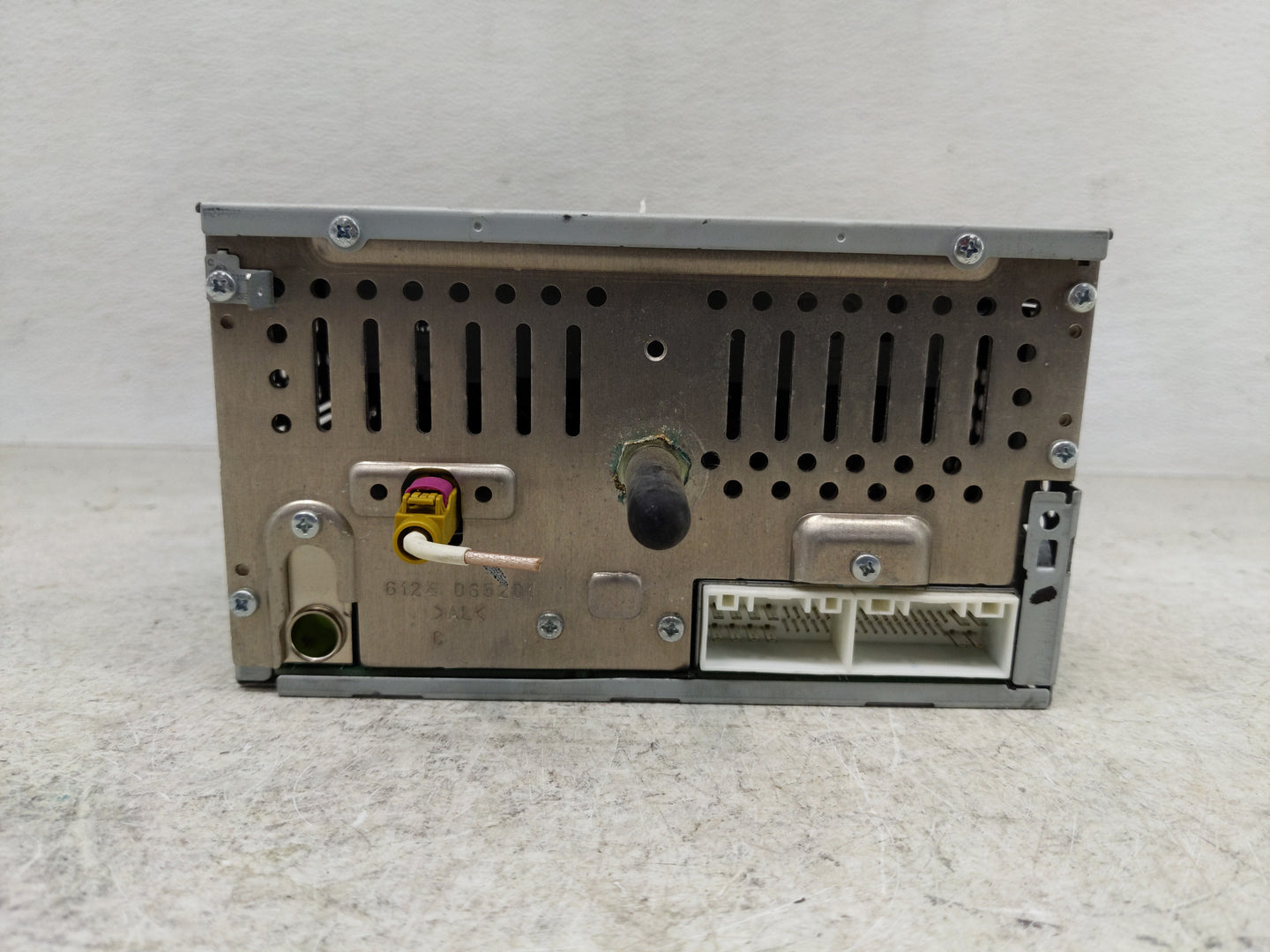 2011 Hyundai Sonata Radio AM FM Cd Player Receiver Replacement P/N:96180-3Q000 Fits OEM Used Auto Parts - Oemusedautoparts1.