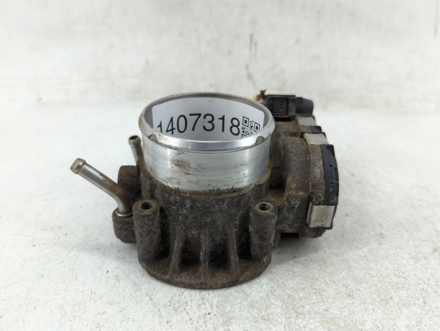 2011-2014 Hyundai Sonata Throttle Body P/N:90 4501 0001 35100-2G700 Fits Fits 2011 2012 2013 2014 2015 2016 OEM Used Auto Pa