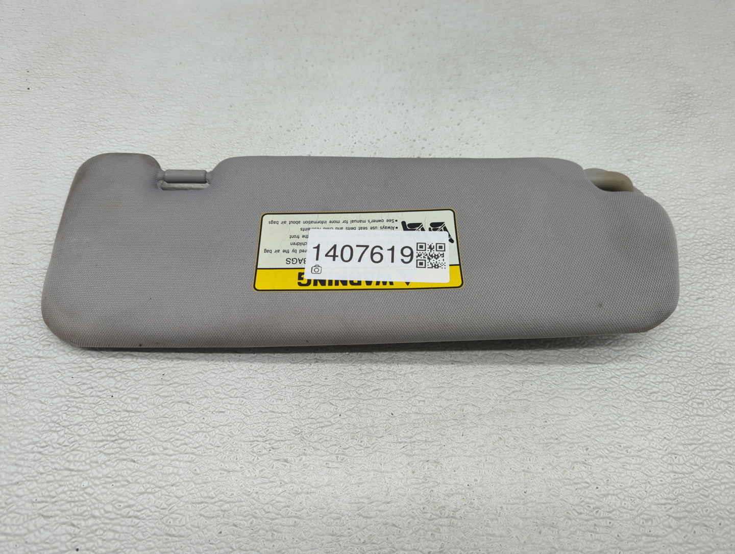 2011-2015 Hyundai Sonata Sun Visor Shade Replacement Driver Left Mirror Fits Fits 2011 2012 2013 2014 2015 OEM Used Auto Par