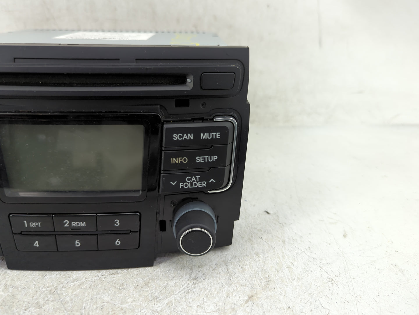 2011 Hyundai Sonata Radio AM FM Cd Player Receiver Replacement P/N:96180-3Q0014X Fits Fits 2009 2010 OEM Used Auto Parts - O