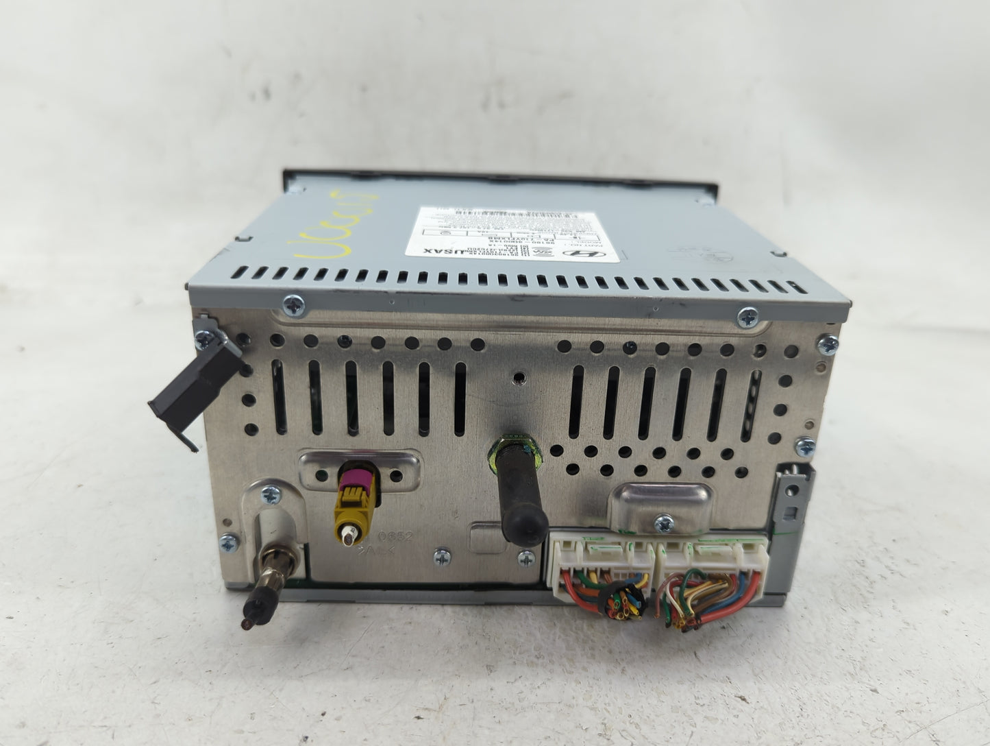 2011 Hyundai Sonata Radio AM FM Cd Player Receiver Replacement P/N:96180-3Q0014X Fits Fits 2009 2010 OEM Used Auto Parts - O