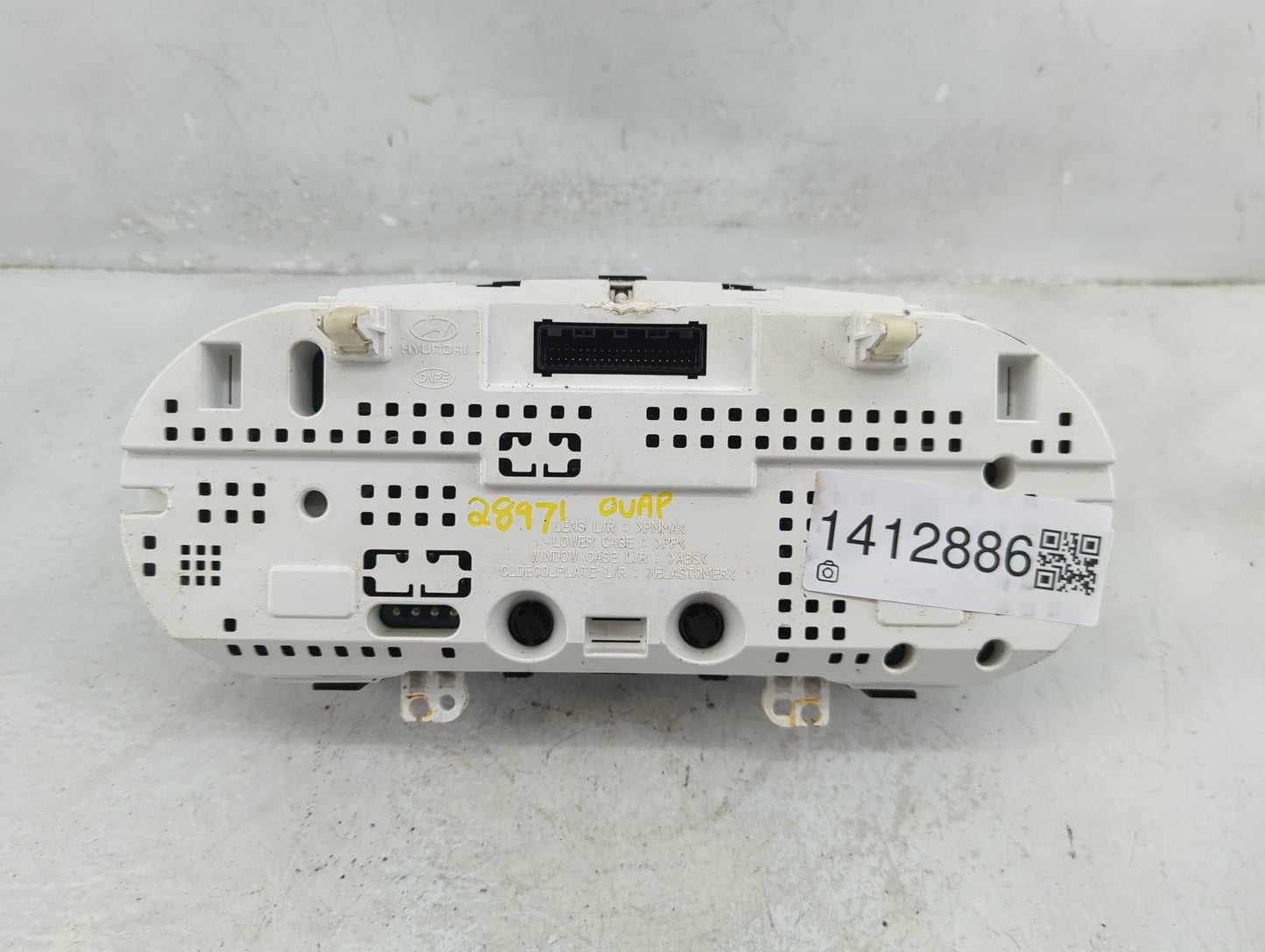 2011-2013 Hyundai Sonata Instrument Cluster Speedometer Gauges P/N:94001-3Q001 Fits Fits 2011 2012 2013 OEM Used Auto Parts 