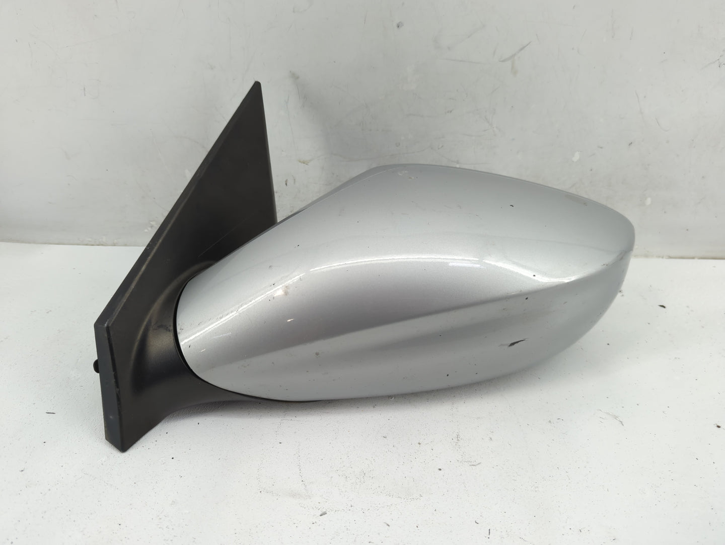 2011-2015 Hyundai Sonata Driver Side View Mirror - Left Door Mirror OEM Used - Oemusedautoparts1.com