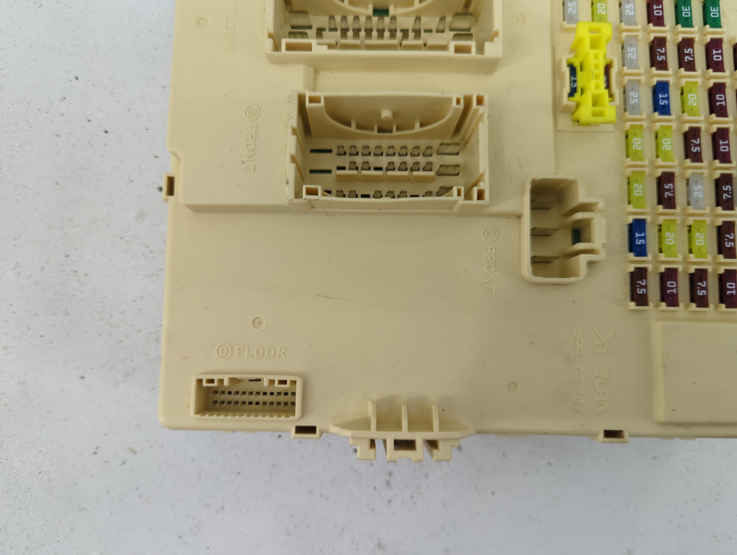 2011-2014 Hyundai Sonata Fusebox Fuse Box Panel Relay Module P/N:91950-3S051 Fits Fits 2011 2012 2013 2014 OEM Used Auto Par