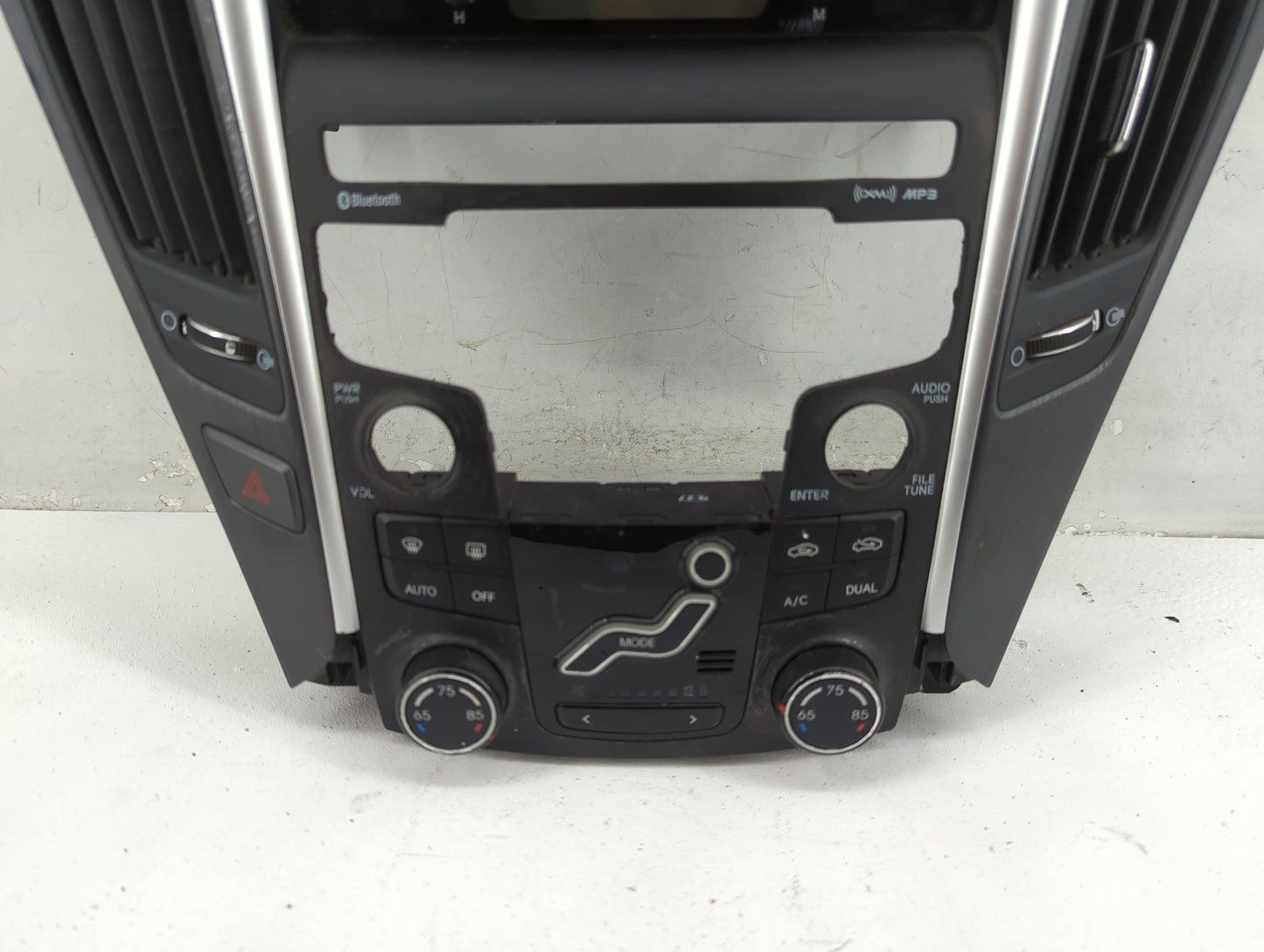 2011 Hyundai Sonata Climate Control Module Temperature AC/Heater Replacement P/N:97250-3Q201 Fits OEM Used Auto Parts - Oemu