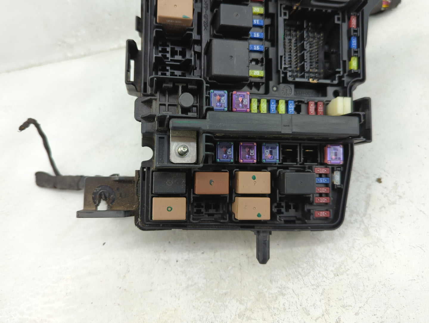 2011-2014 Hyundai Sonata Fusebox Fuse Box Panel Relay Module P/N:VS912003Q292M0 Fits Fits 2011 2012 2013 2014 OEM Used Auto 
