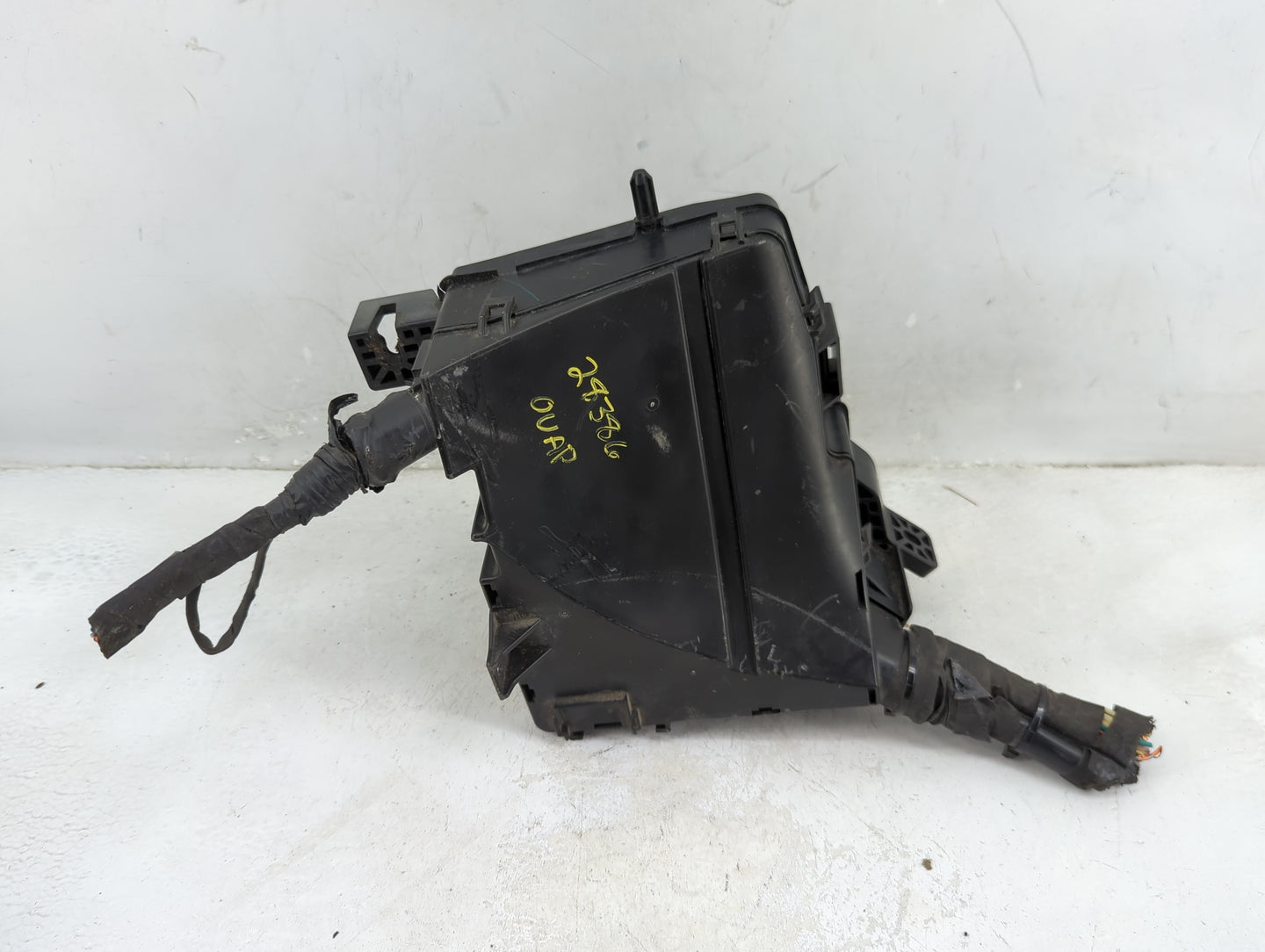 2011-2014 Hyundai Sonata Fusebox Fuse Box Panel Relay Module P/N:VS912003Q292M0 Fits Fits 2011 2012 2013 2014 OEM Used Auto 