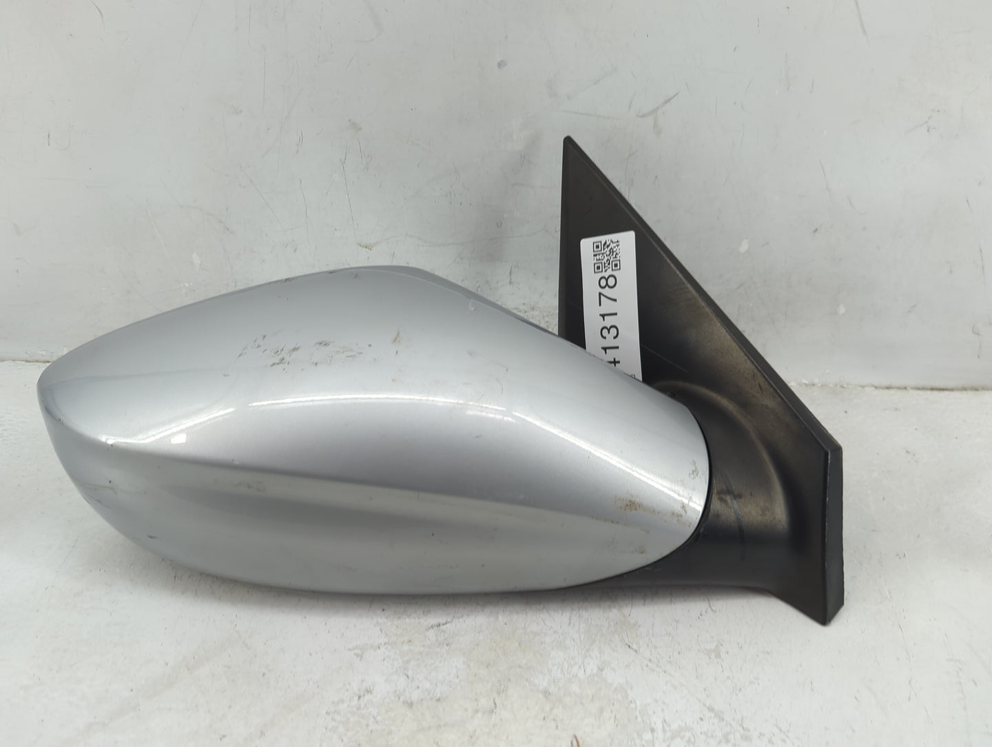 2011-2014 Hyundai Sonata Passenger Side View Mirror - Right Door Mirror OEM Used - Oemusedautoparts1.com