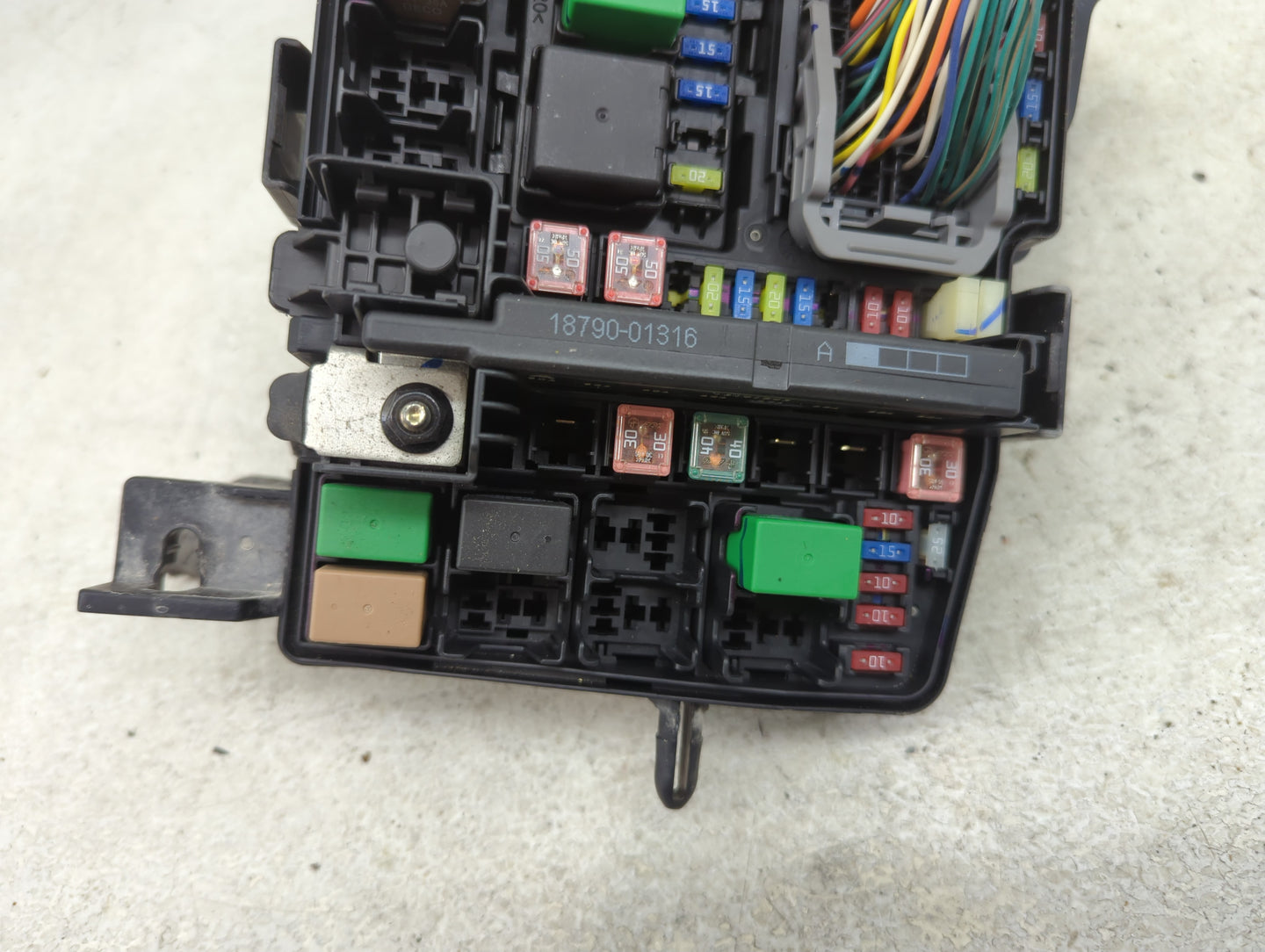 2011-2014 Hyundai Sonata Fusebox Fuse Box Panel Relay Module P/N:91950-3S712 91950-3S710 Fits Fits 2011 2012 2013 2014 OEM U