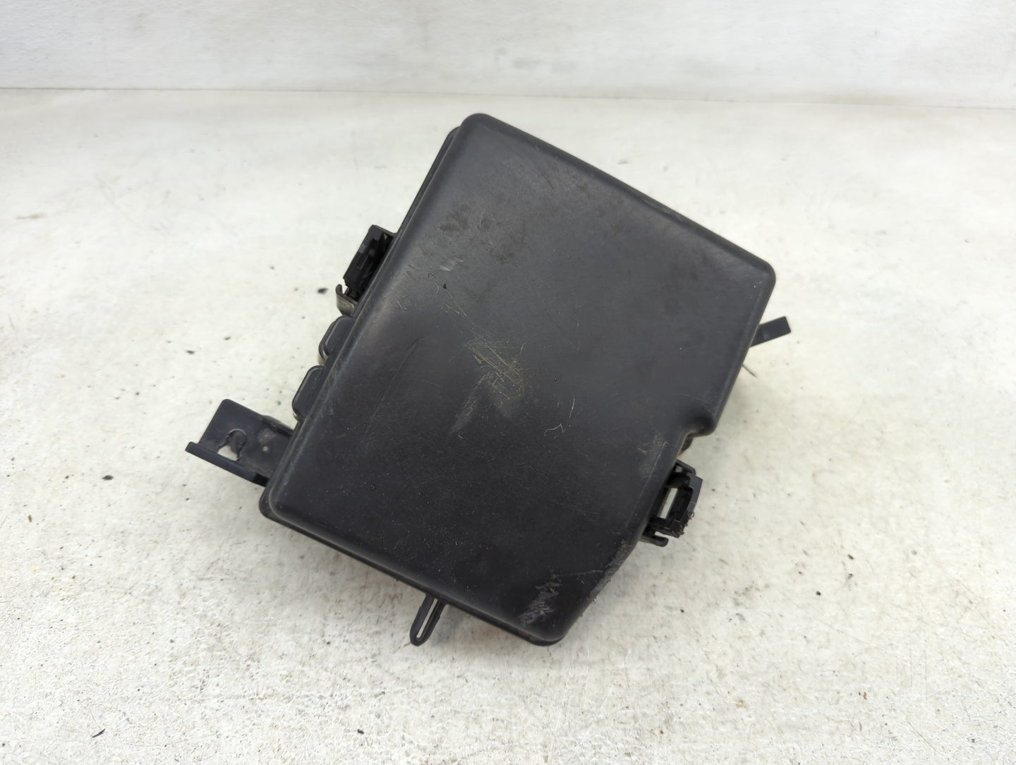 2011-2014 Hyundai Sonata Fusebox Fuse Box Panel Relay Module P/N:91950-3S712 91950-3S710 Fits Fits 2011 2012 2013 2014 OEM U