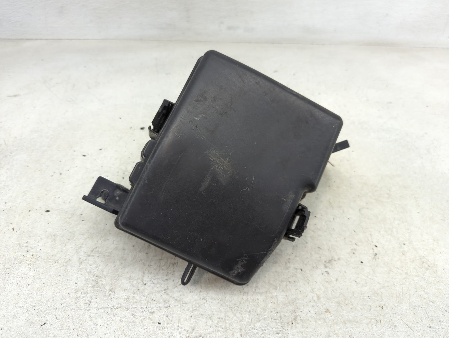 2011-2014 Hyundai Sonata Fusebox Fuse Box Panel Relay Module P/N:91950-3S712 91950-3S710 Fits Fits 2011 2012 2013 2014 OEM U
