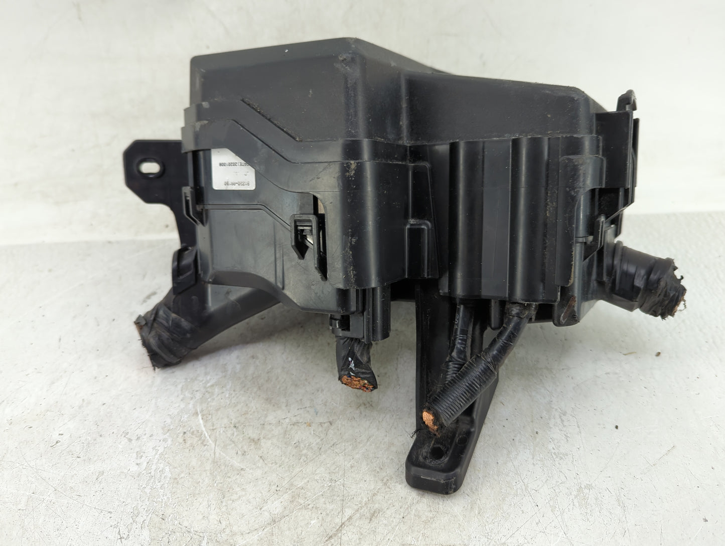 2011-2014 Hyundai Sonata Fusebox Fuse Box Panel Relay Module P/N:912003Q201 Fits Fits 2011 2012 2013 2014 OEM Used Auto Part