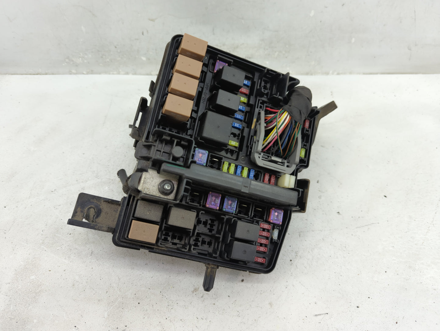 2011-2014 Hyundai Sonata Fusebox Fuse Box Panel Relay Module P/N:91950-3S710 Fits Fits 2011 2012 2013 2014 OEM Used Auto Par