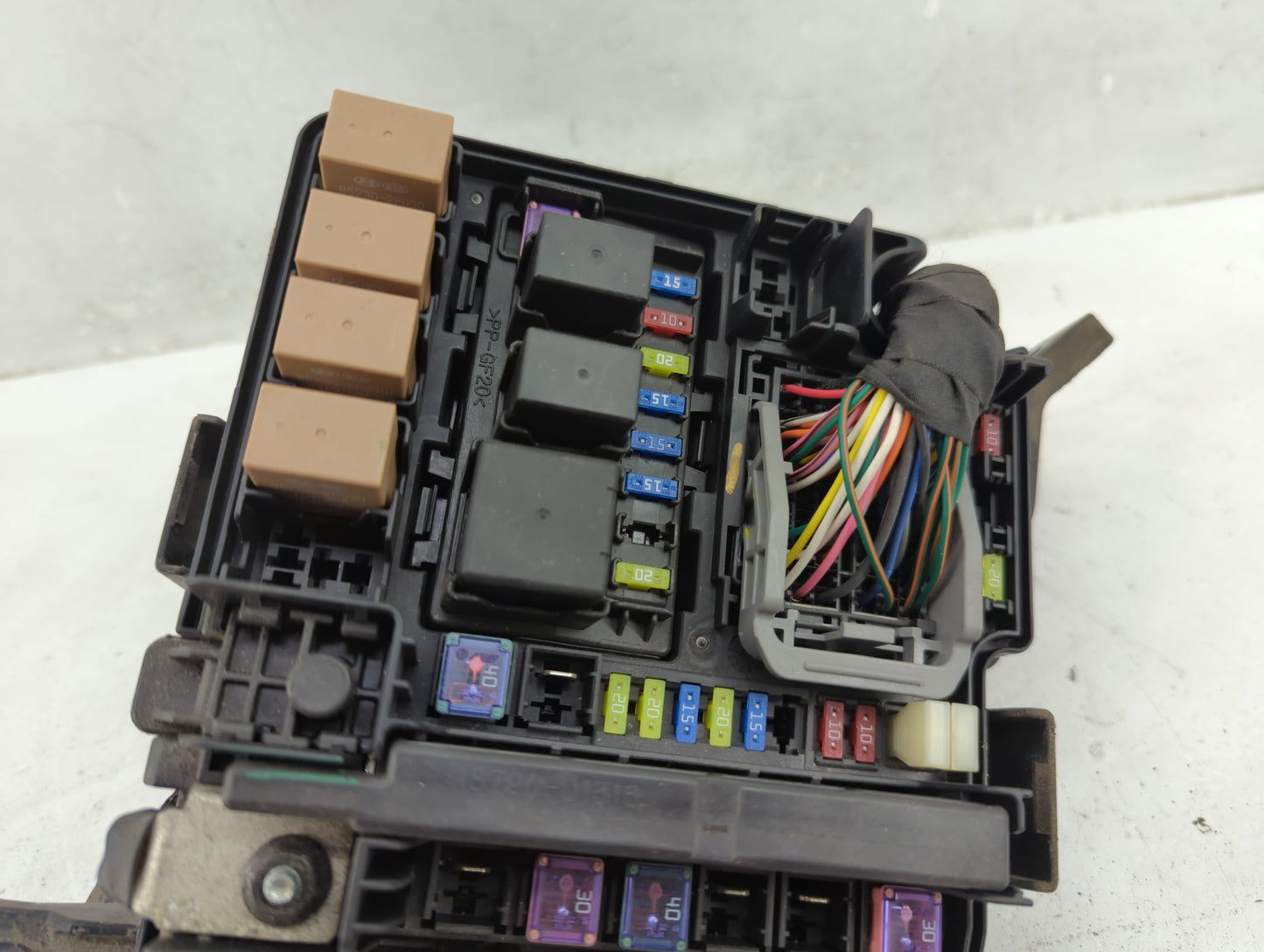 2011-2014 Hyundai Sonata Fusebox Fuse Box Panel Relay Module P/N:91950-3S710 Fits Fits 2011 2012 2013 2014 OEM Used Auto Par