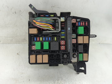 2011-2014 Hyundai Sonata Fusebox Fuse Box Panel Relay Module P/N:91950-3S712 91950-3S710 Fits Fits 2011 2012 2013 2014 OEM Used Auto Parts