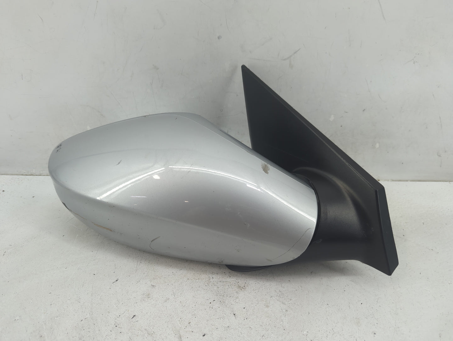2011-2014 Hyundai Sonata Passenger Side View Mirror - Right Door Mirror OEM Used - Oemusedautoparts1.com