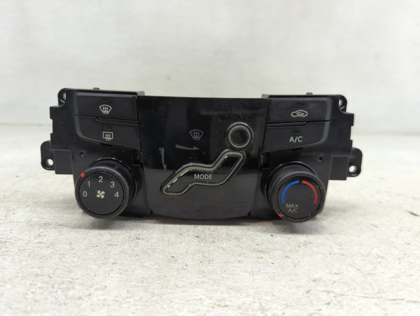 2011 Hyundai Sonata Climate Control Module Temperature AC/Heater Replacement P/N:97250-3Q000 Fits OEM Used Auto Parts - Oemu