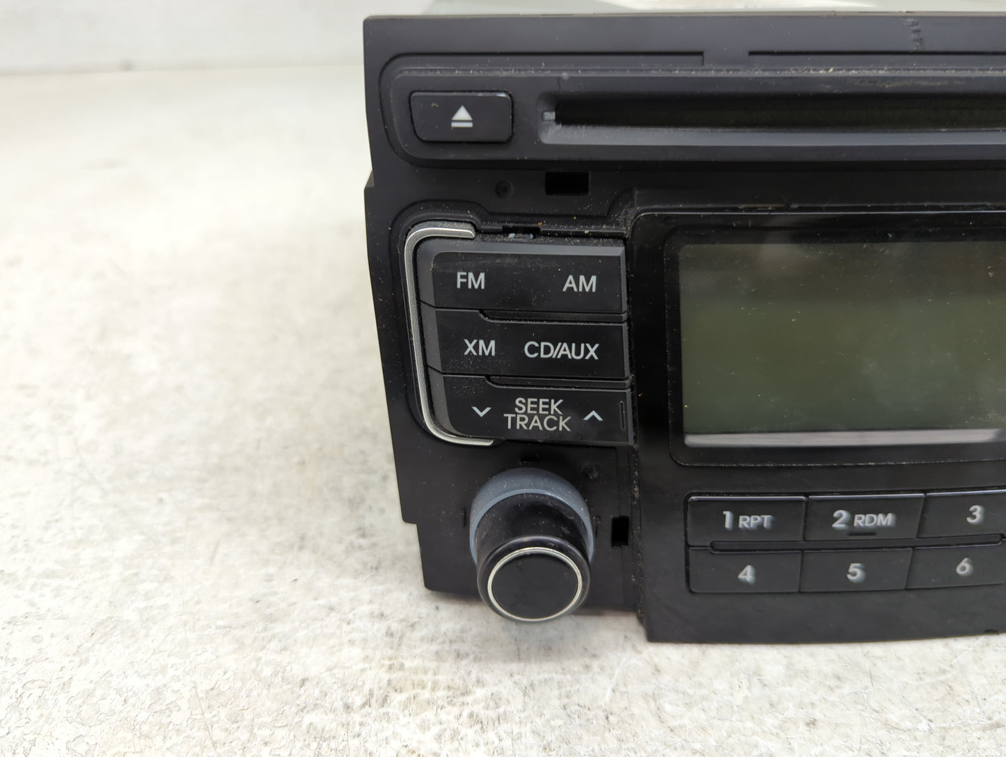 2011 Hyundai Sonata Radio AM FM Cd Player Receiver Replacement P/N:96180-3Q000 Fits OEM Used Auto Parts - Oemusedautoparts1.