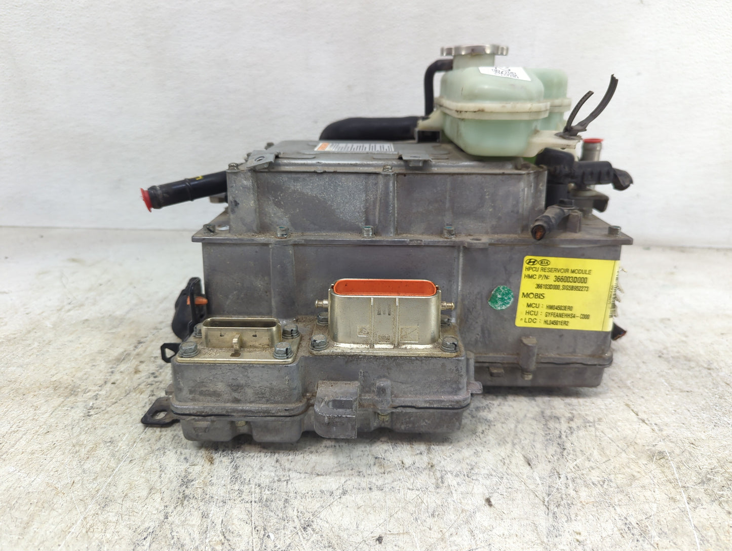 2011 Sonata Ac Dc Power Control Module Accessory Computer Power Inverter - Oemusedautoparts1.com