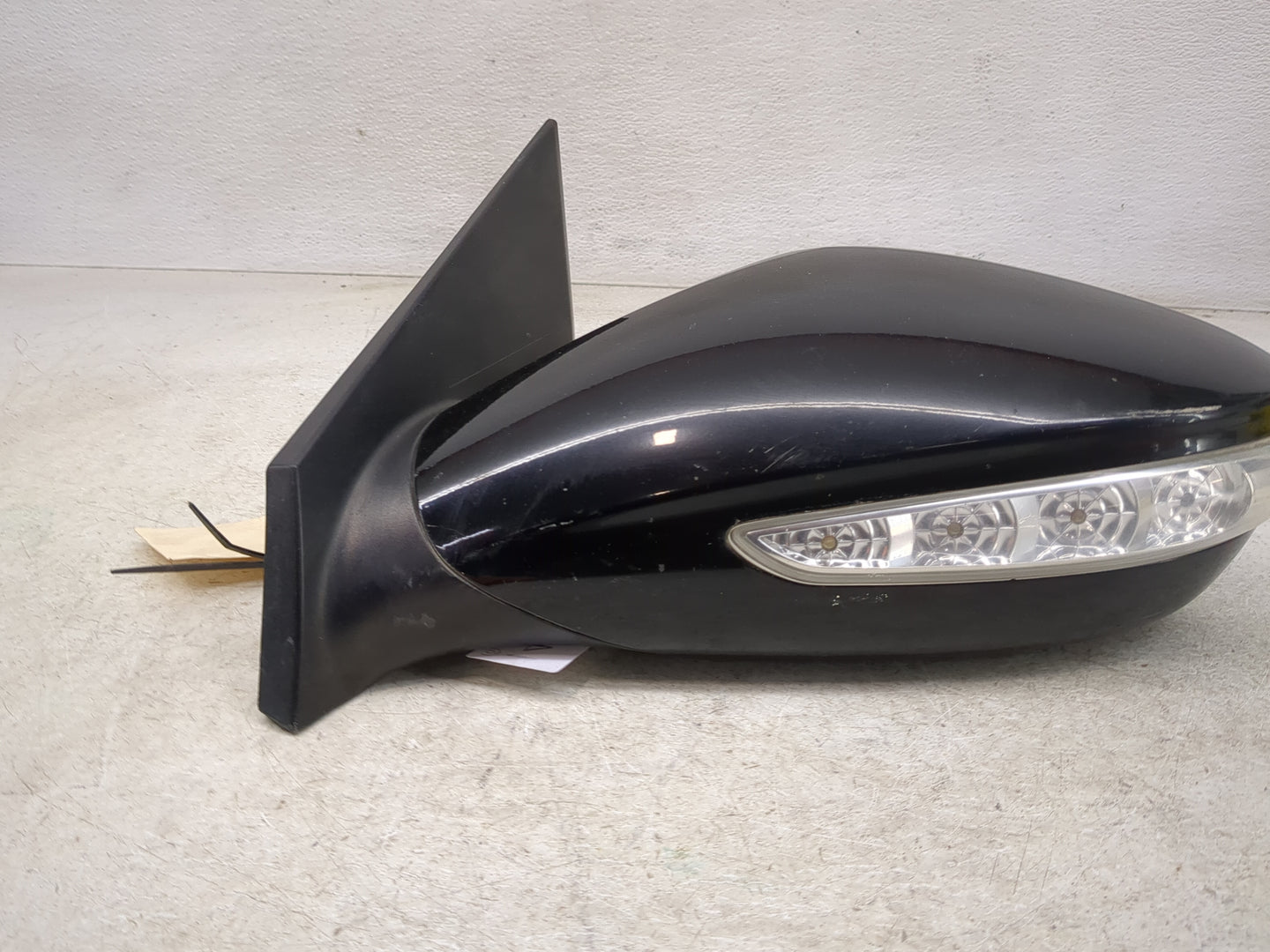 2011-2014 Hyundai Sonata Driver Side View Mirror - Left Door Mirror OEM Used - Oemusedautoparts1.com