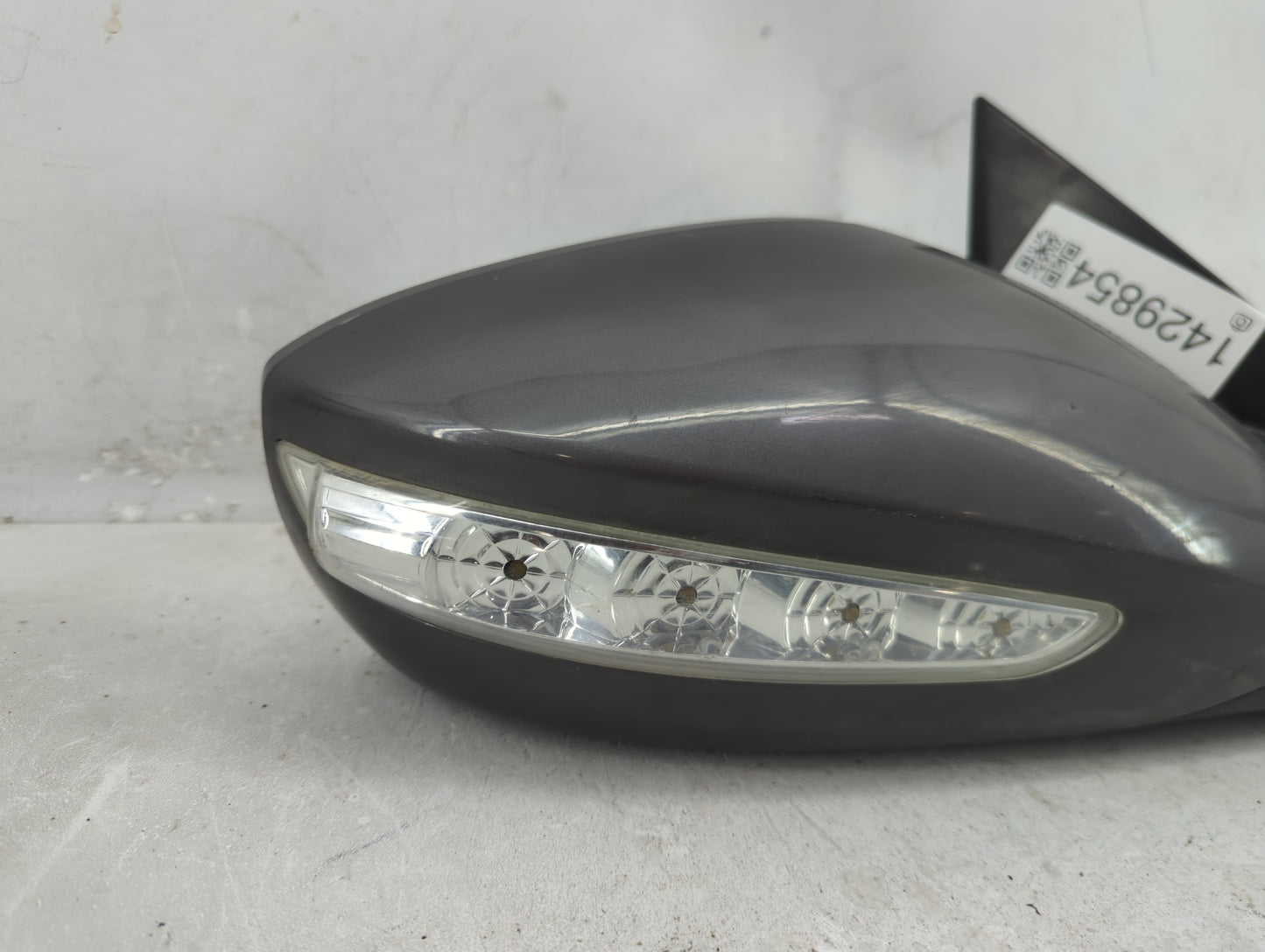 2011-2014 Hyundai Sonata Passenger Side View Mirror - Right Door Mirror OEM Used - Oemusedautoparts1.com
