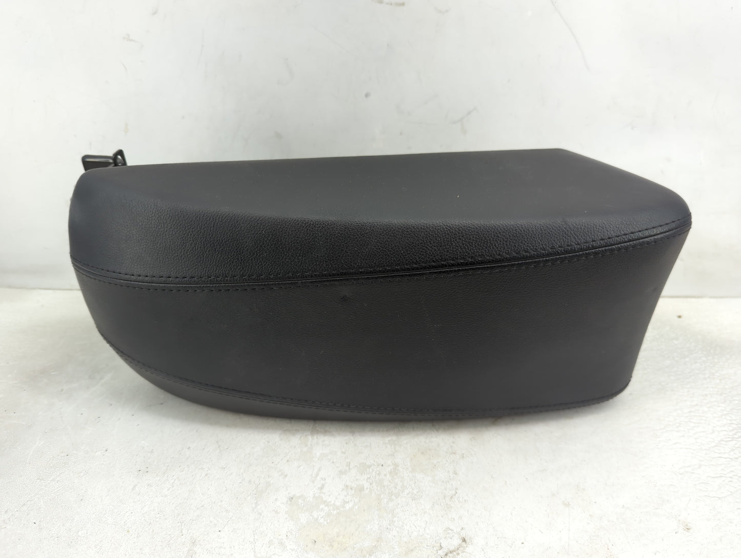 2011 Hyundai Sonata Center Console Armrest Cover Lid Fits OEM Used Auto Parts - Oemusedautoparts1.com