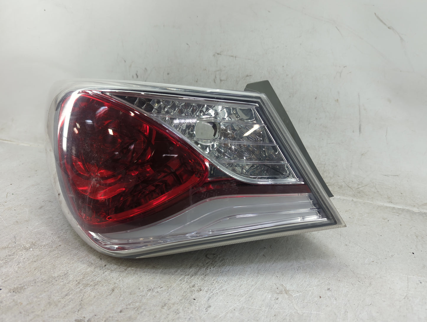 2011 Hyundai Sonata Tail Light Assembly Passenger Right OEM P/N:92401-3S Fits OEM Used Auto Parts - Oemusedautoparts1.com