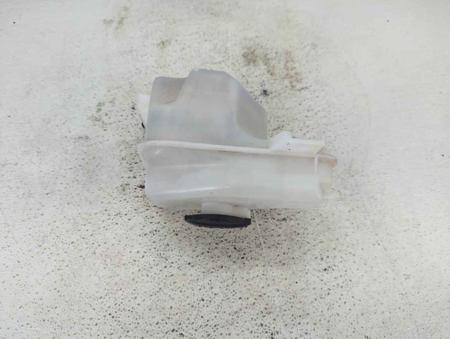 2011-2015 Hyundai Sonata Radiator Coolant Overflow Expansion Tank Bottle 1432525 - Oemusedautoparts1.com
