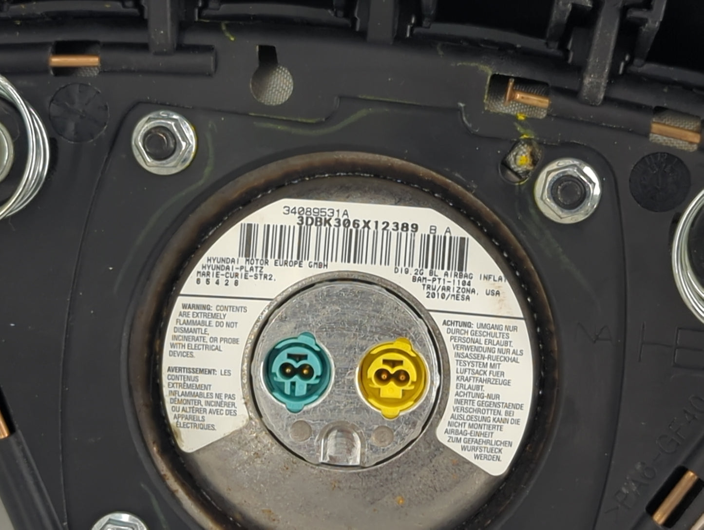 2011 Hyundai Sonata Air Bag Driver Left Steering Wheel Mounted P/N:569004R100RY 34089531A Fits OEM Used Auto Parts - Oemused