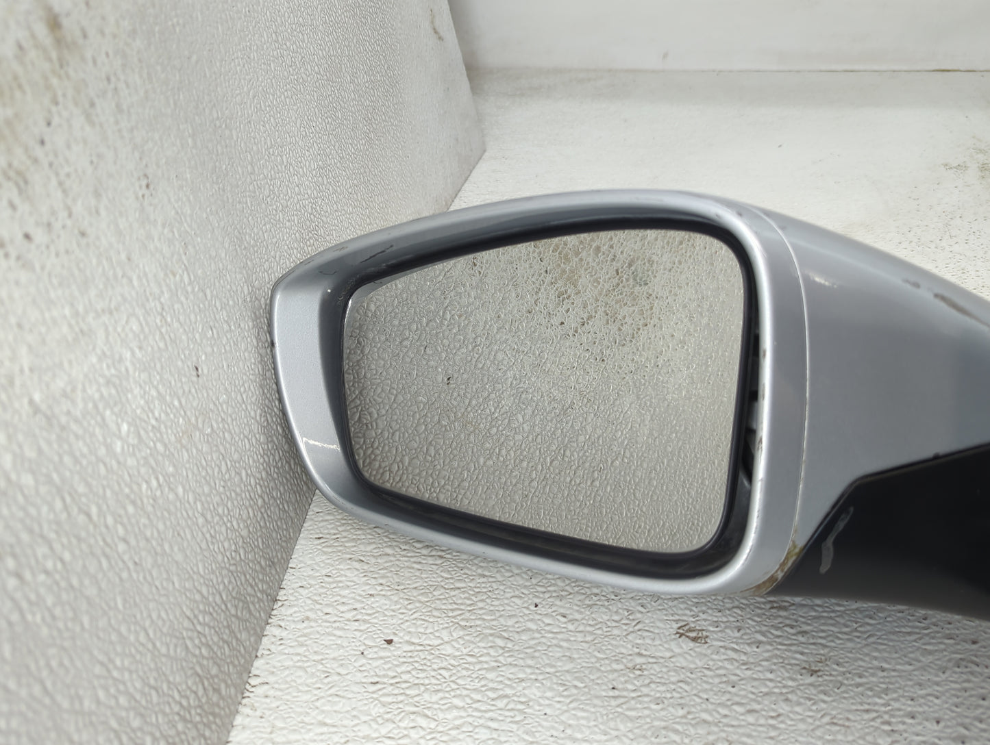 2011-2014 Hyundai Sonata Driver Side View Mirror - Left Door Mirror OEM Used - Oemusedautoparts1.com