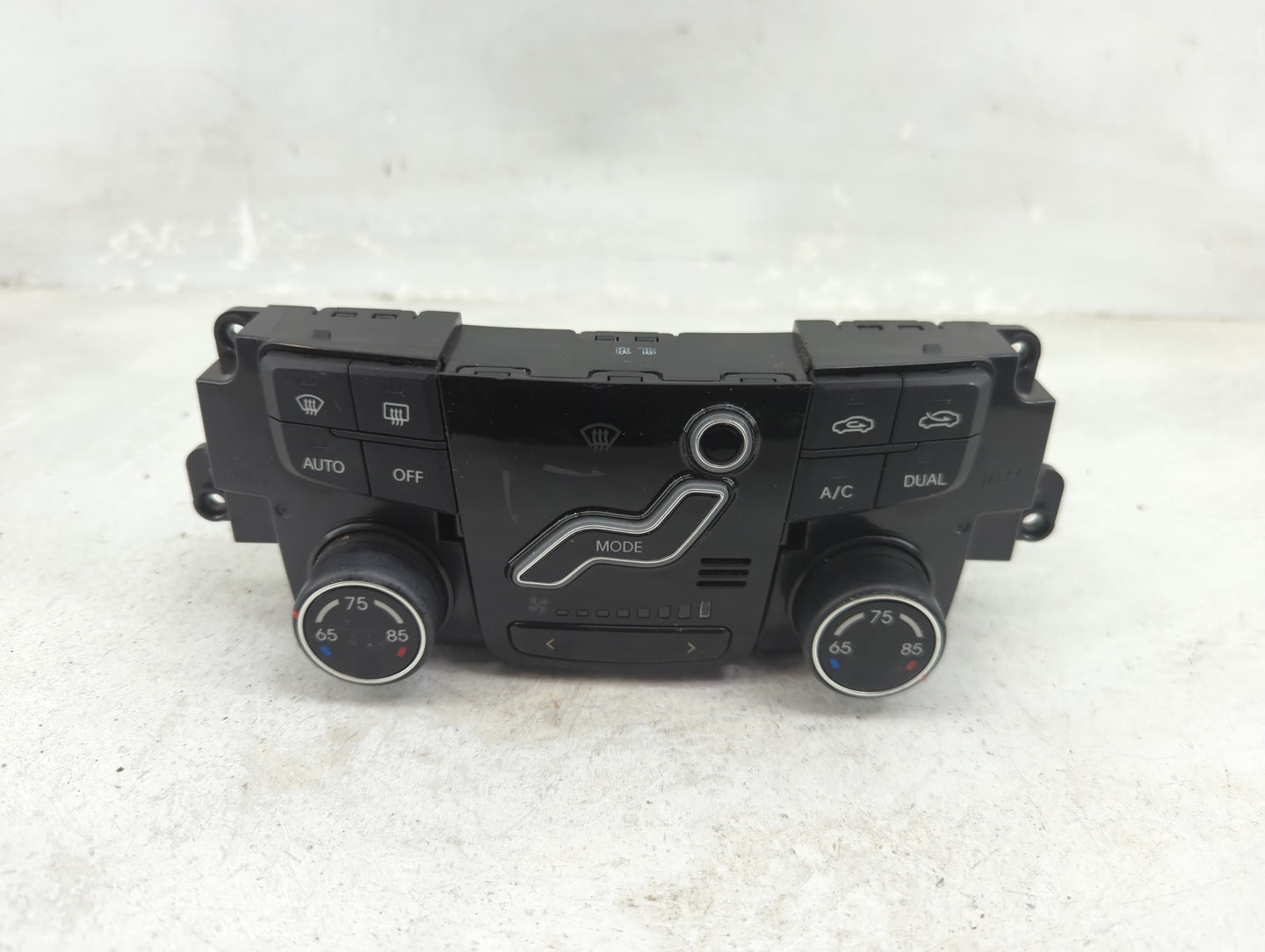 2011 Hyundai Sonata Climate Control Module Temperature AC/Heater Replacement P/N:97250-3QDA0 Fits OEM Used Auto Parts - Oemu