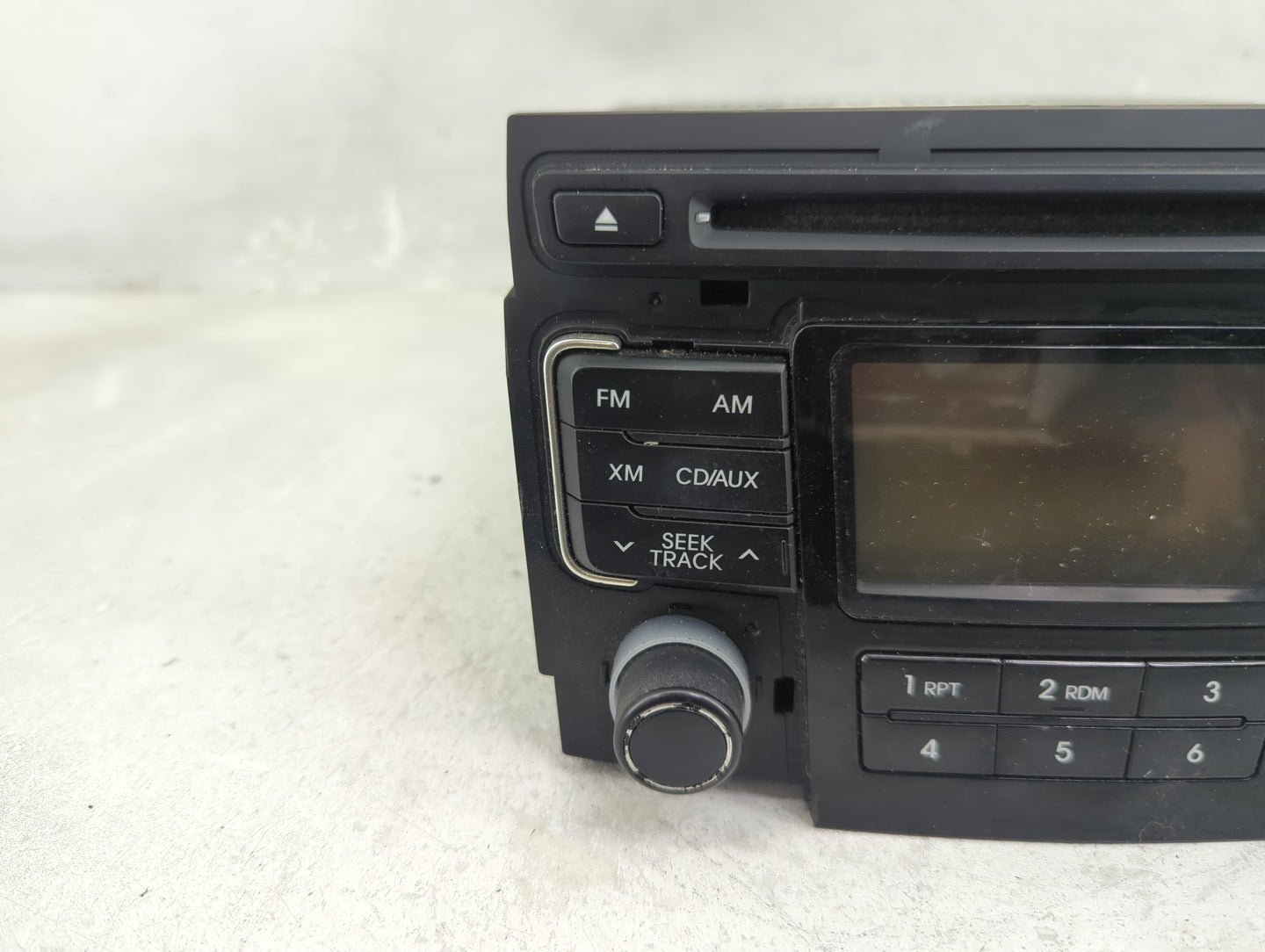 2011 Hyundai Sonata Radio AM FM Cd Player Receiver Replacement P/N:96180-3Q000 PA-710YFLXMB, 961803Q000XX1 Fits OEM Used Aut