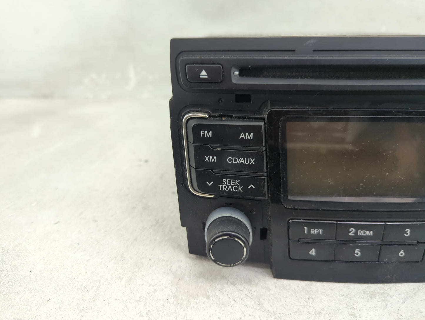2011 Hyundai Sonata Radio AM FM Cd Player Receiver Replacement P/N:96180-3Q000 PA-710YFLXMB, 961803Q000XX1 Fits OEM Used Aut