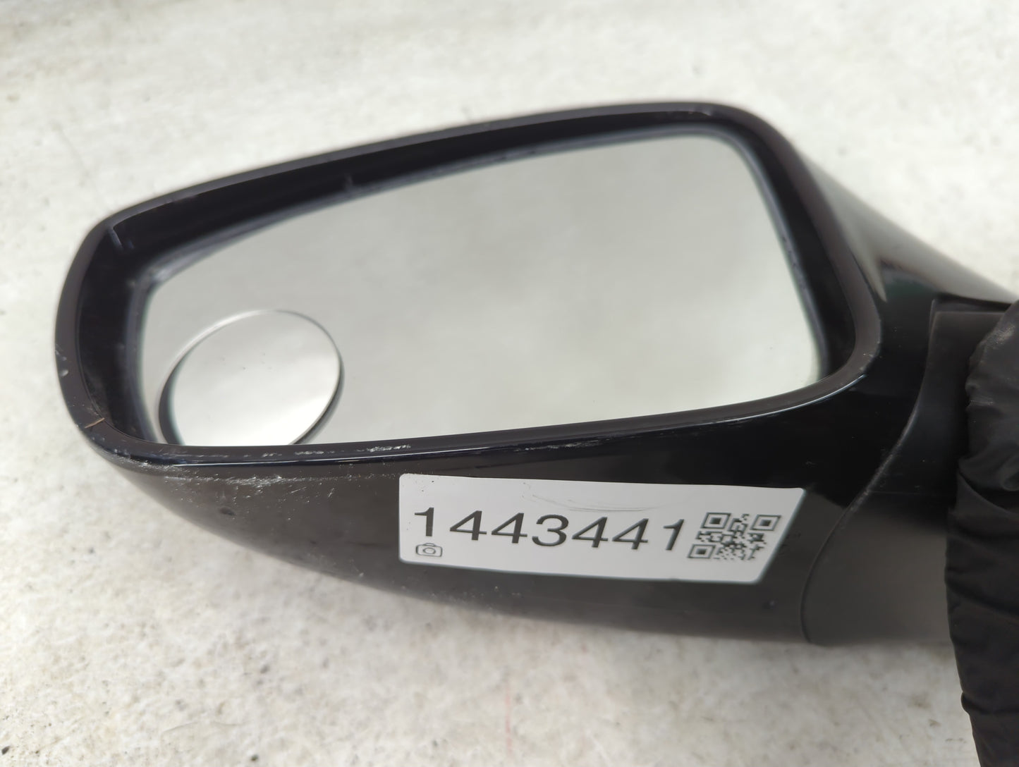 2011-2014 Hyundai Sonata Driver Side View Mirror - Left Door Mirror OEM Used - Oemusedautoparts1.com