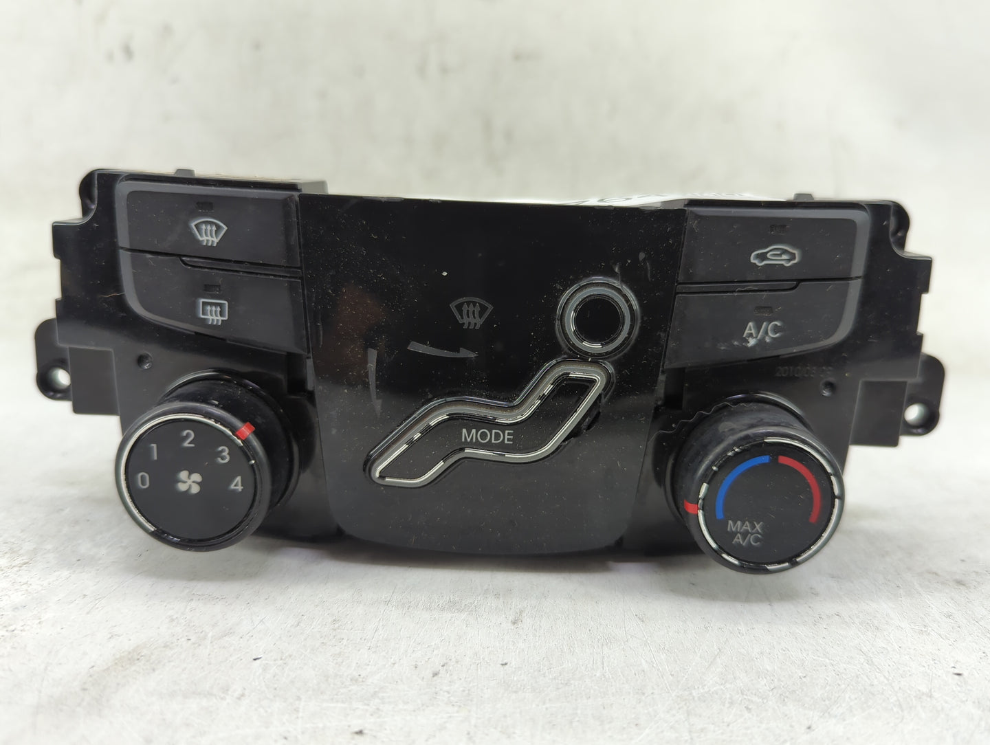 2011-2013 Hyundai Sonata Climate Control Module Temperature AC/Heater Replacement P/N:97250-3Q000 YF13C1.64 Fits OEM Used Au