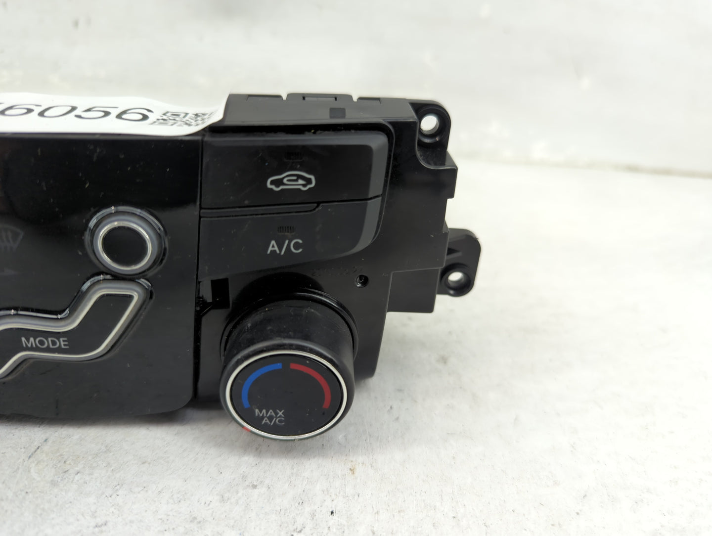 2011 Hyundai Sonata Climate Control Module Temperature AC/Heater Replacement P/N:97250-3Q000 Fits OEM Used Auto Parts - Oemu