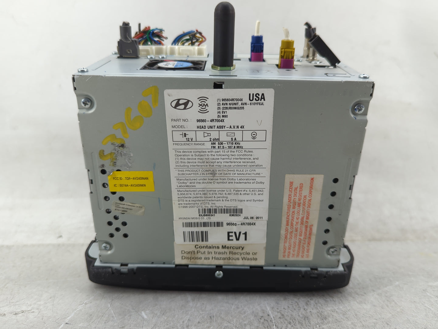 2011-2012 Hyundai Sonata Radio AM FM Cd Player Receiver Replacement P/N:96560-4R7004X Fits Fits 2011 2012 OEM Used Auto Part