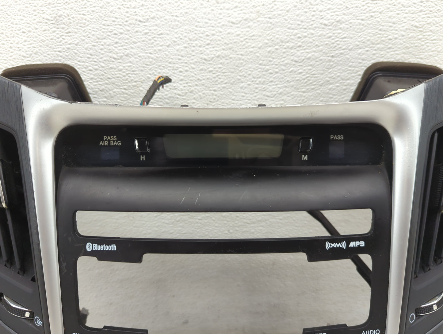 2011 Hyundai Sonata Climate Control Module Temperature AC/Heater Replacement P/N:94510-3Q000 Fits OEM Used Auto Parts - Oemu