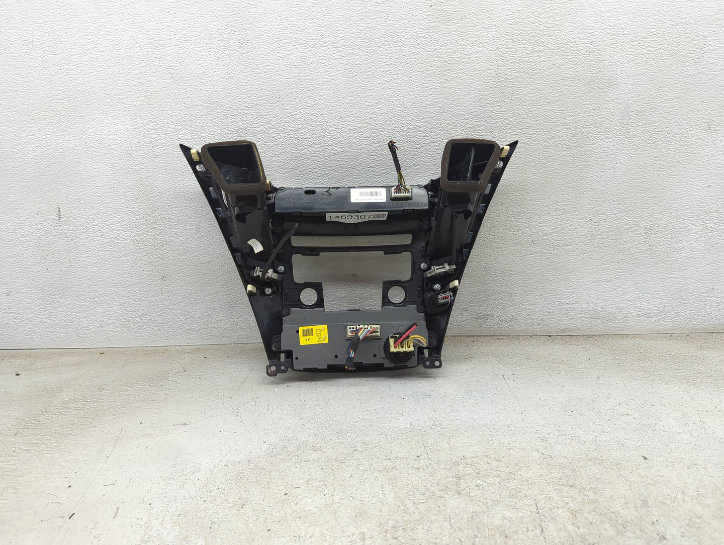 2011 Hyundai Sonata Climate Control Module Temperature AC/Heater Replacement P/N:94510-3Q000 Fits OEM Used Auto Parts - Oemu