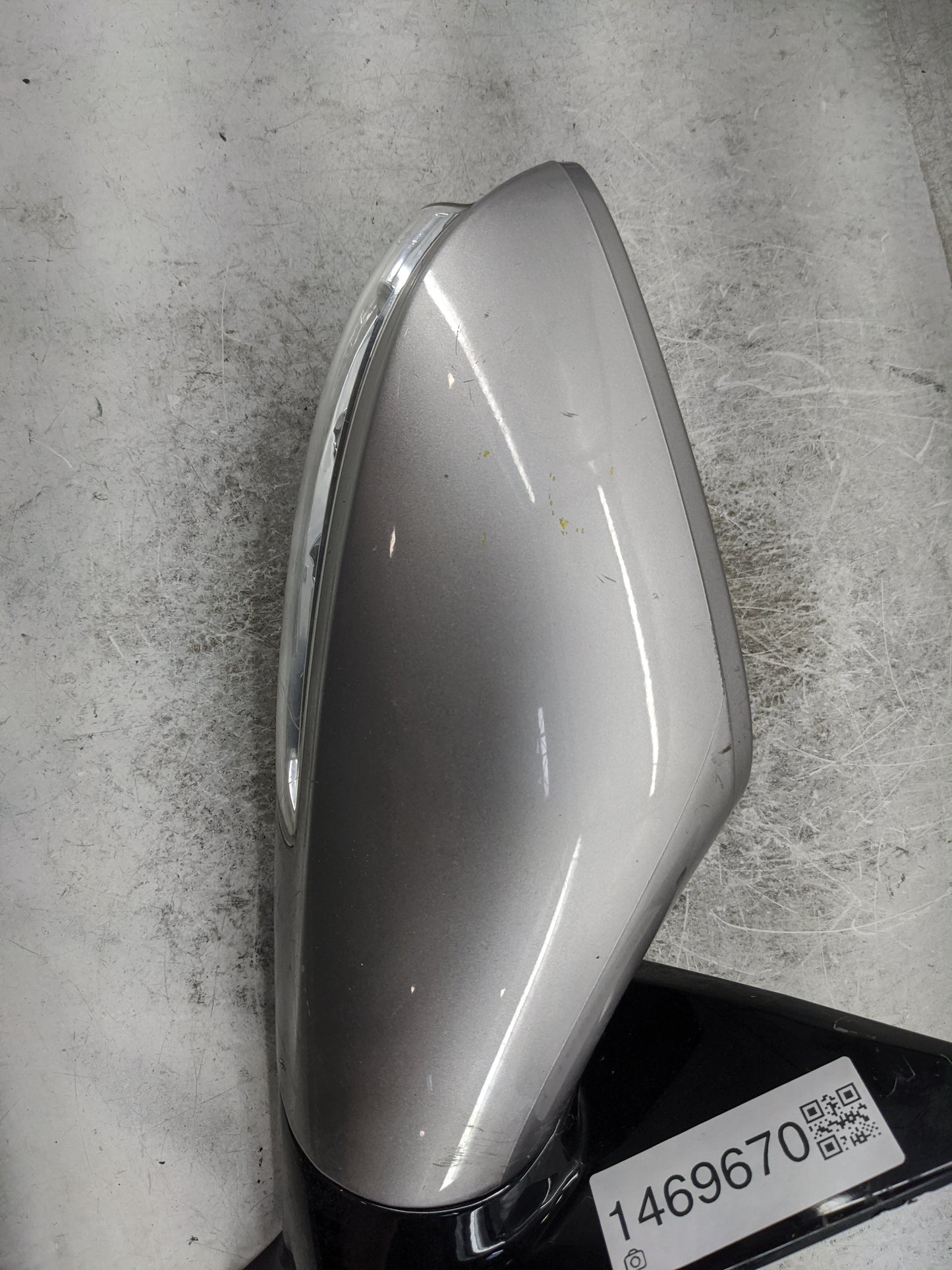 2011-2015 Hyundai Sonata Passenger Side View Mirror - Right Door Mirror OEM Used - Oemusedautoparts1.com
