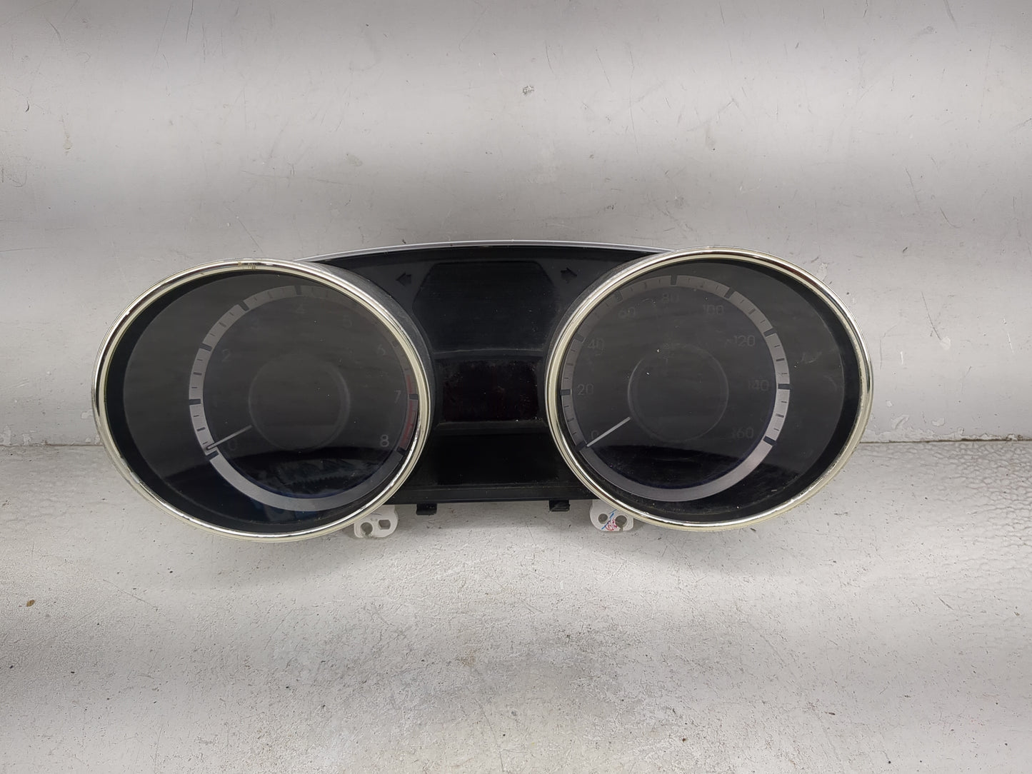2011-2014 Hyundai Sonata Instrument Cluster Speedometer Gauges P/N:94001-3Q013 TN257470-0752 Miles:96K Fits OEM Used Auto Pa