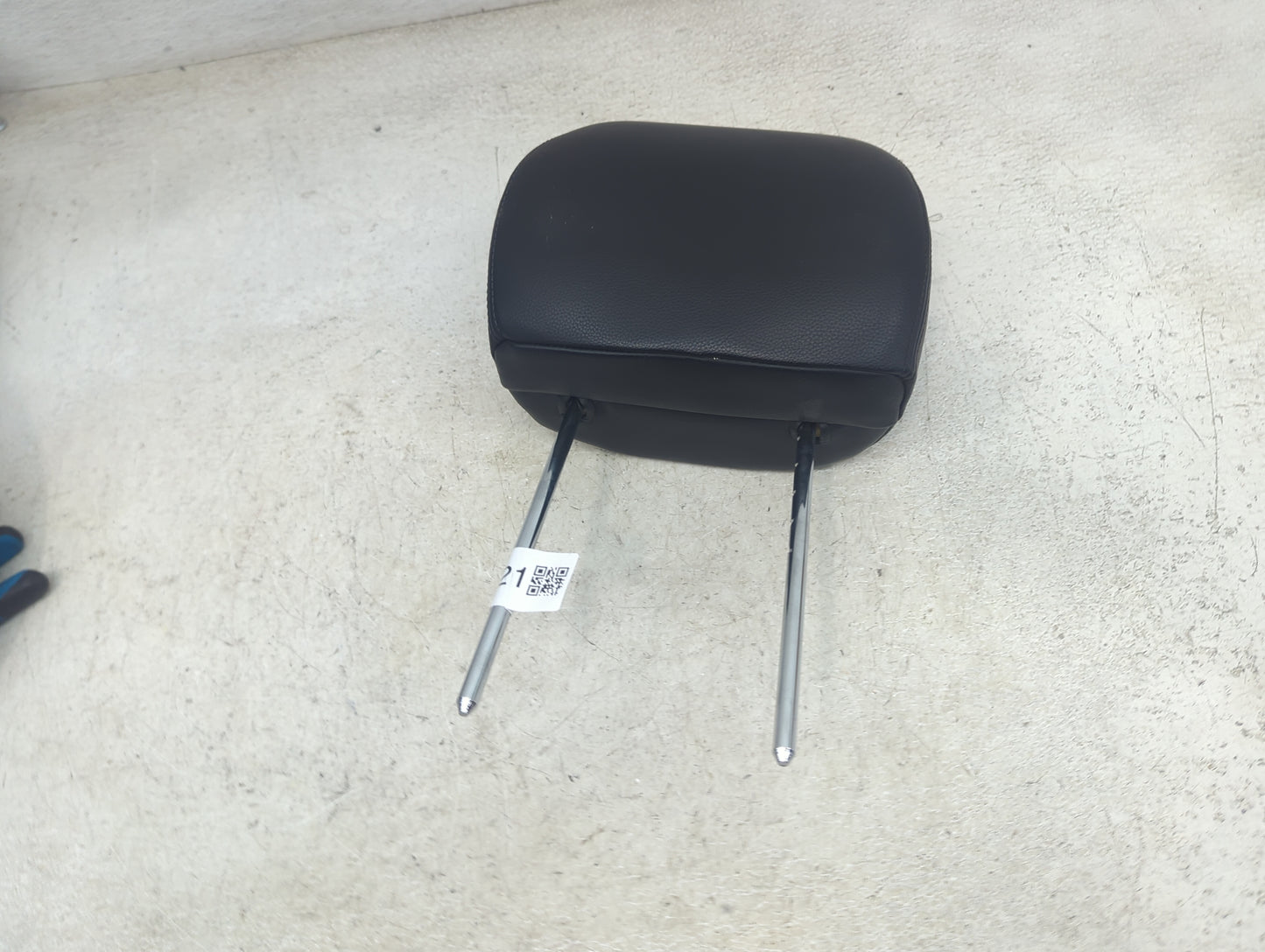 2011 Hyundai Sonata Headrest Head Rest Front Driver Passenger Seat Fits OEM Used Auto Parts - Oemusedautoparts1.com