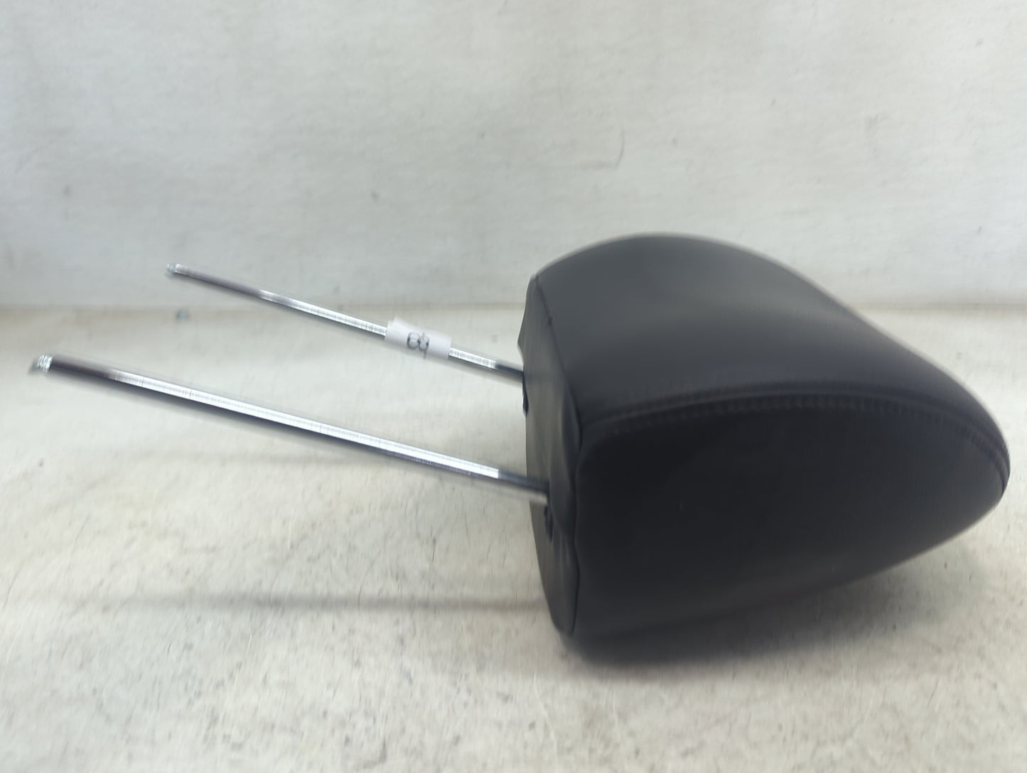 2011 Hyundai Sonata Headrest Head Rest Front Driver Seat Black - Oemusedautoparts1.com