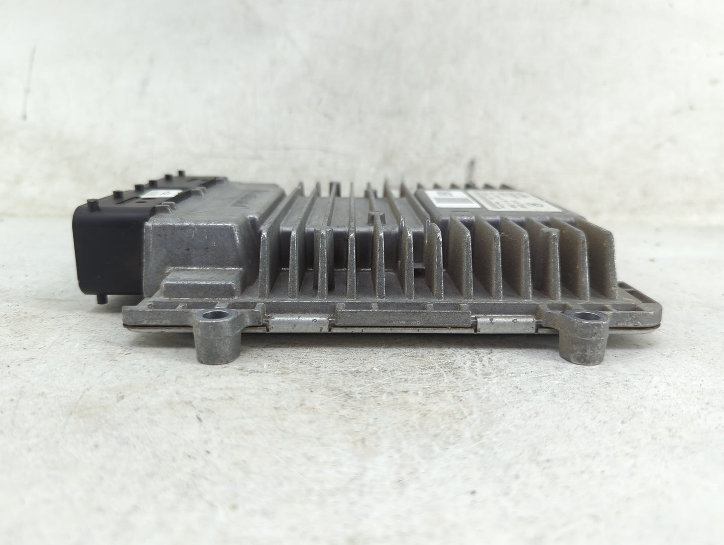 2011-2014 Hyundai Sonata PCM Engine Control Computer ECU ECM PCU OEM P/N:YFABC4DM5A 5WY4E11D Fits Fits 2011 2012 2013 2014 O