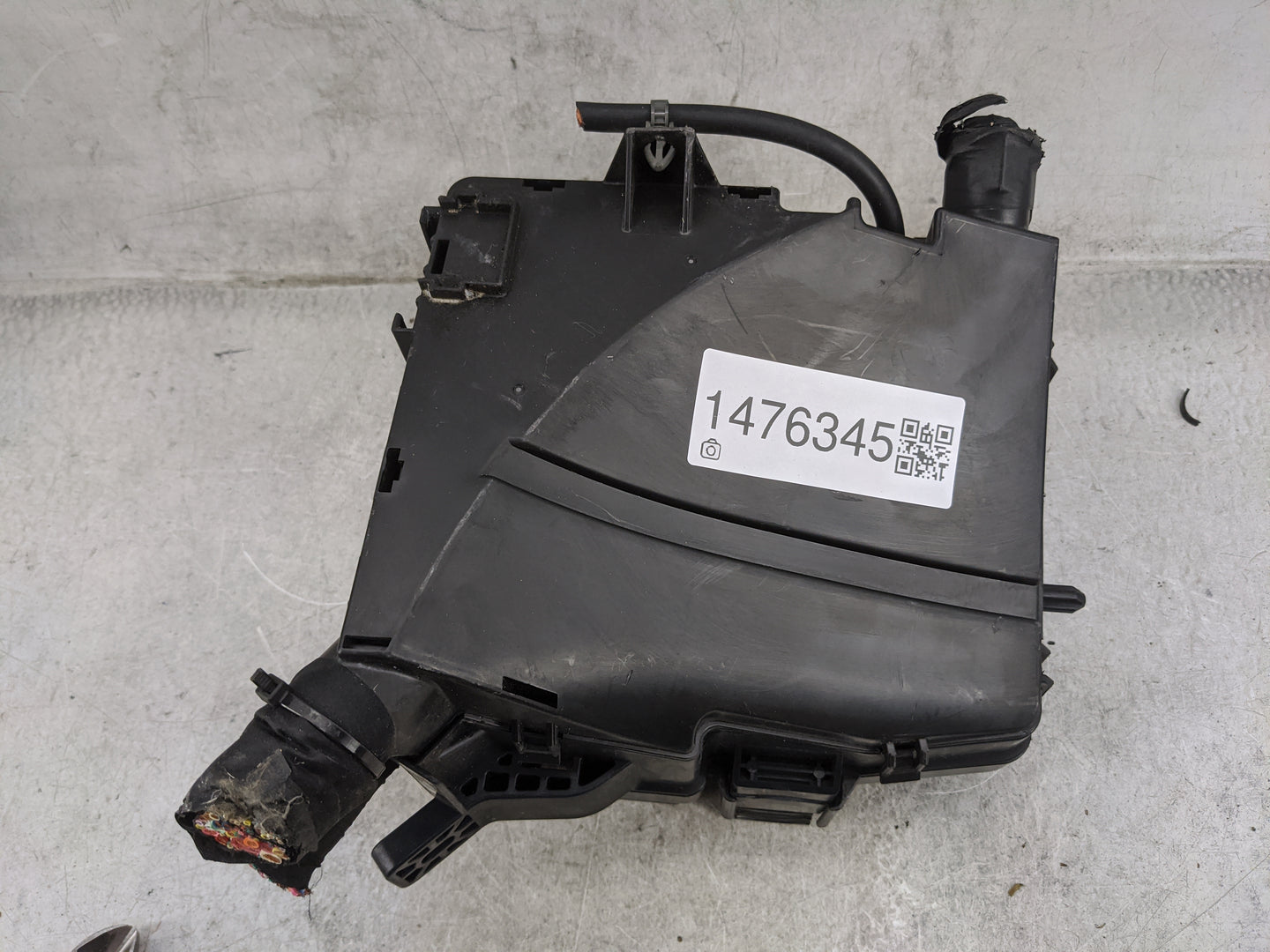 2011-2014 Hyundai Sonata Fusebox Fuse Box Panel Relay Module P/N:VS9120030101MG VSU030Y1013010EE0143 Fits Fits 2011 2012 201
