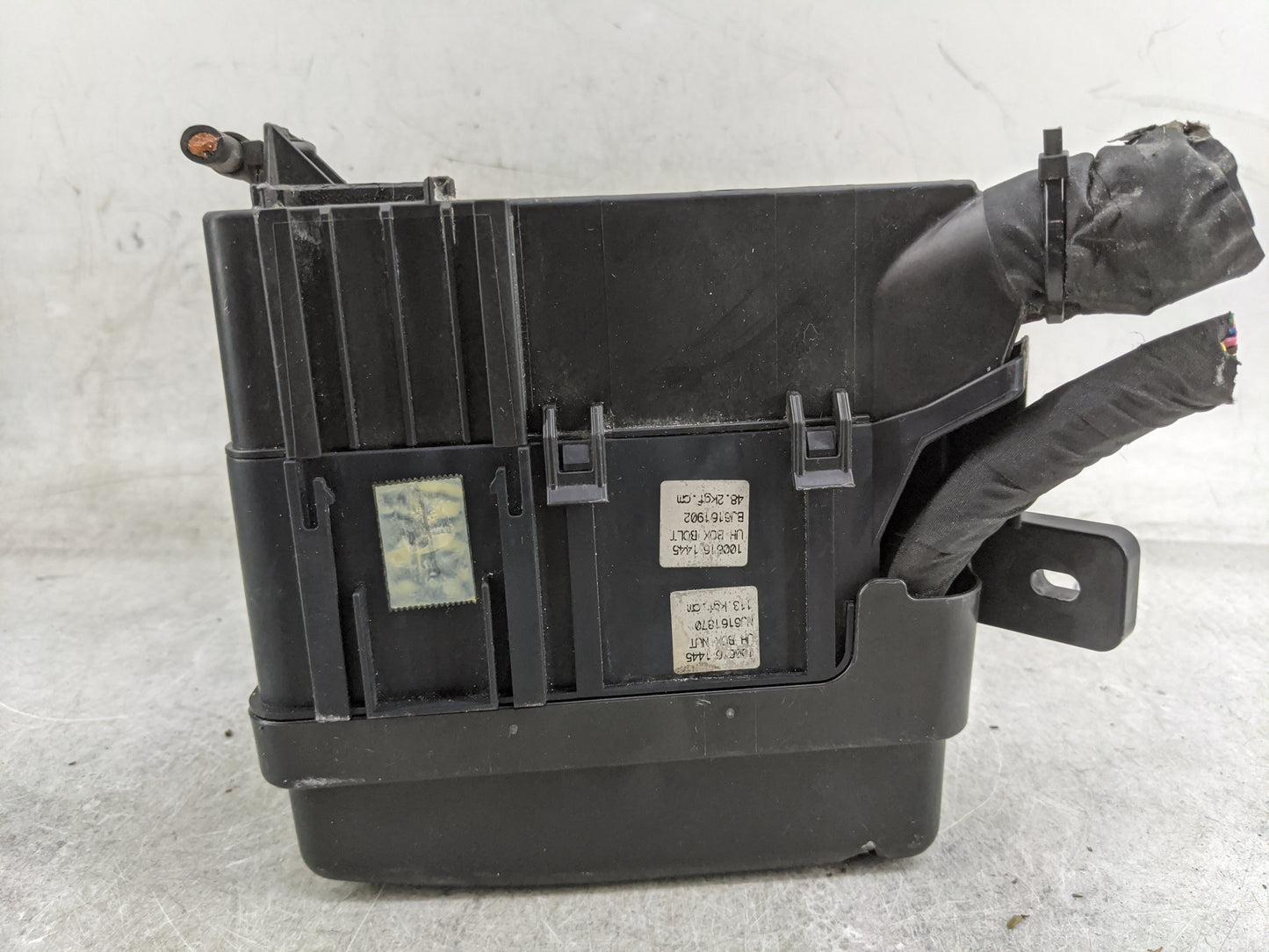 2011-2014 Hyundai Sonata Fusebox Fuse Box Panel Relay Module P/N:VS9120030101MG VSU030Y1013010EE0143 Fits Fits 2011 2012 201