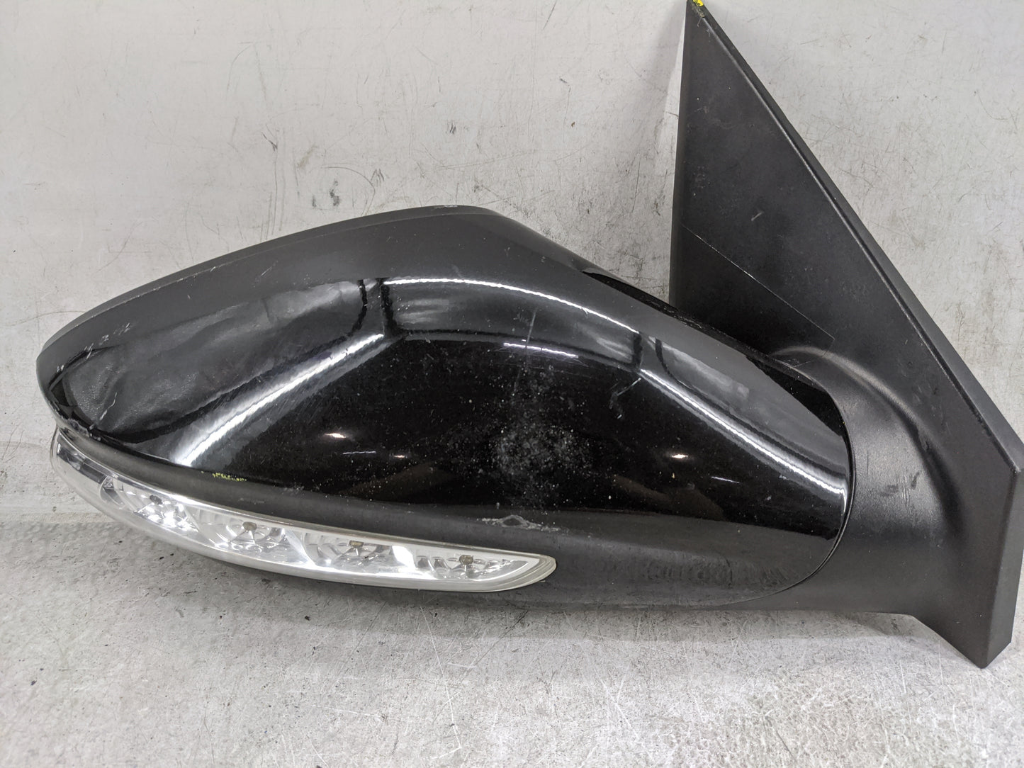 2011-2014 Hyundai Sonata Passenger Side View Mirror - Right Door Mirror OEM Used - Oemusedautoparts1.com