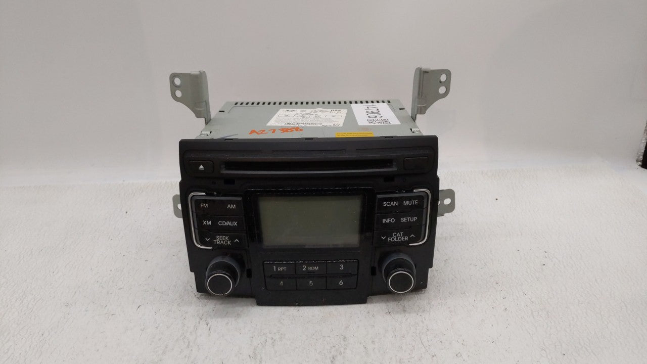 2011-2011 Hyundai Sonata Am Fm Cd Player Radio Receiver - Oemusedautoparts1.com