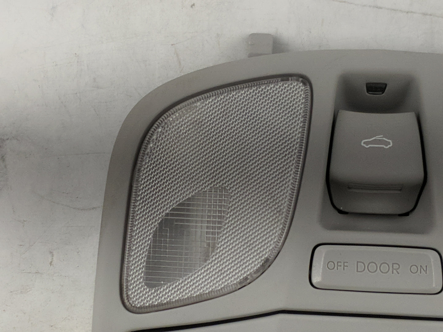 2011 Hyundai Sonata Overhead Roof Console Gray - Oemusedautoparts1.com